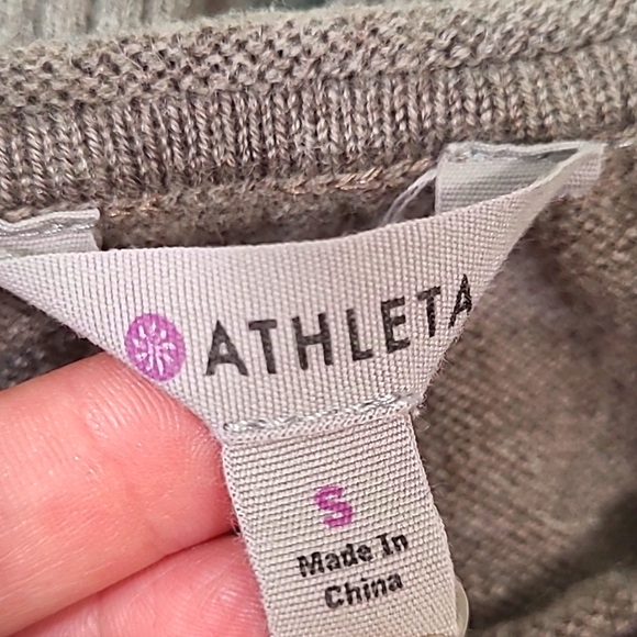 Athleta Frisco Pullover Wool Sweater W/ Thumb Holes Small - Picture 8 of 10